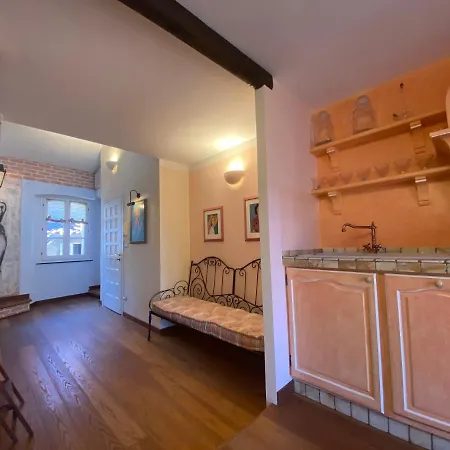 C053-appt Standing Au Coeur Du Suquet - St Antoine 4 *